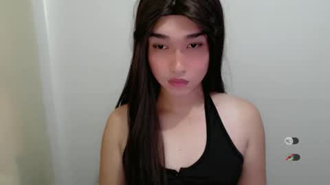 FRANCINE online show from November 2025 06:46:01 AM