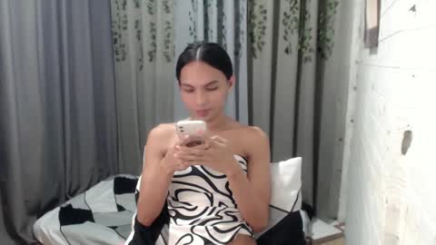 Snapshot of sluttychie chatting on January 2025 04:45:01 PM CHIE CHIE online show from January 2025 04:45:01 PM