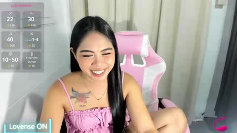 Snapshot of slutyshaine chatting on June 2026 12:19:01 AM slutyshaine online show from June 2026 12:19:01 AM