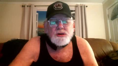 Snapshot of slydevil_sc chatting on April 2026 07:05:01 AM Sly online show from April 2026 07:05:01 AM