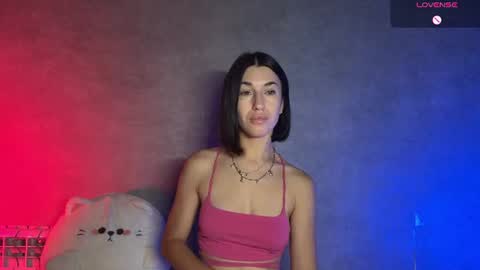 Snapshot of smaillev chatting on June 2026 02:10:01 PM Melani online show from June 2026 02:10:01 PM