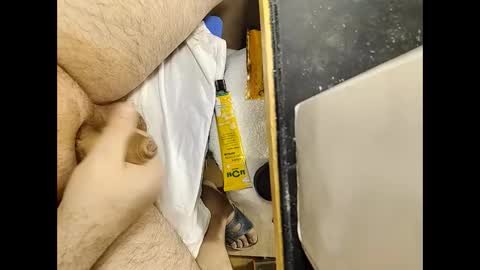 Snapshot of small_1986 chatting on December 2024 10:19:01 AM transmisin gratuita bajo demanda  free broadcast on demand online show from December 2024 10:19:01 AM