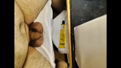 Snapshot of small_1986 chatting on December 2024 05:14:02 AM transmisin gratuita bajo demanda  free broadcast on demand online show from December 2024 05:14:02 AM