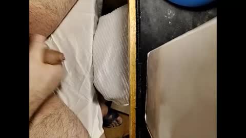 Snapshot of small_1986 chatting on February 2025 02:59:02 AM transmisin gratuita bajo demanda  free broadcast on demand online show from February 2025 02:59:02 AM