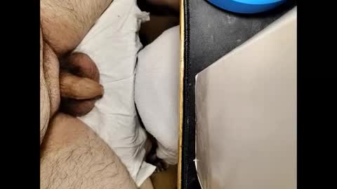 Snapshot of small_1986 chatting on February 2025 11:25:02 PM transmisin gratuita bajo demanda  free broadcast on demand online show from February 2025 11:25:02 PM