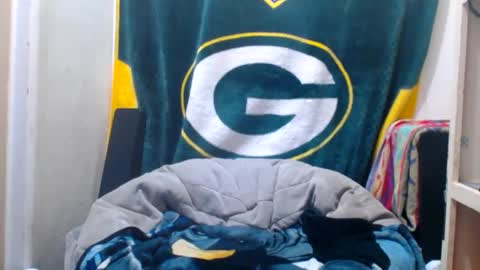 small wood21 online show from February 2025 11:47:02 AM