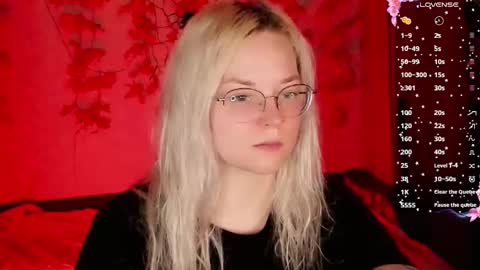 Snapshot of smallimpmeili chatting on November 2025 10:30:02 PM smallimpmeili online show from November 2025 10:30:02 PM