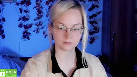 Snapshot of smallimpmeili chatting on November 2025 07:23:02 PM smallimpmeili online show from November 2025 07:23:02 PM