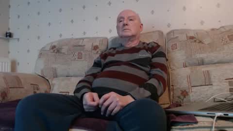 Snapshot of smallsteve562 chatting on February 2026 04:58:02 PM Steve online show from February 2026 04:58:02 PM