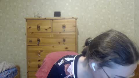 Snapshot of smart_rose chatting on January 2025 05:34:01 PM smart_rose online show from January 2025 05:34:01 PM