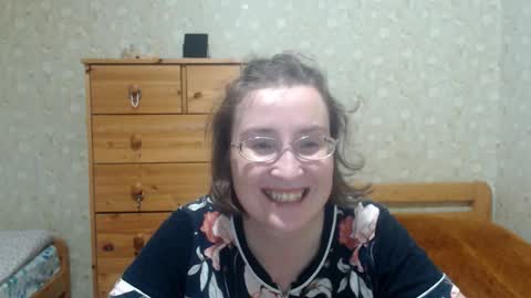 Snapshot of smart_rose chatting on October 2025 03:18:01 PM smart_rose online show from October 2025 03:18:01 PM