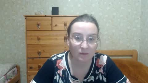 smart_rose online show from November 2025 05:23:02 PM