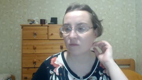 smart_rose online show from April 2026 12:41:01 AM