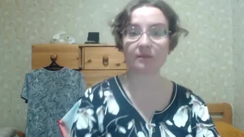 smart_rose online show from April 2026 04:58:02 PM