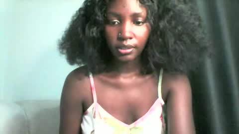 Snapshot of smileykesh chatting on September 2025 06:31:01 PM smileykesh online show from September 2025 06:31:01 PM