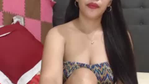smilingbutt online show from June 2026 12:24:02 AM