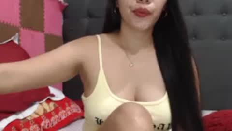 smilingbutt online show from June 2026 01:15:01 PM