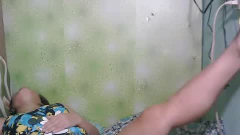 smilinglady27 online show from December 2024 10:34:02 AM