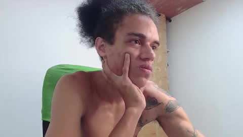 Smith Gael online show from December 2025 11:00:02 PM