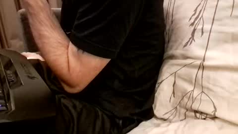 Snapshot of smokeandwatching chatting on November 2025 12:43:01 AM Smokeandwatching online show from November 2025 12:43:01 AM