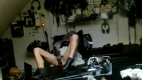 smokeslut365 online show from June 2026 02:53:01 AM