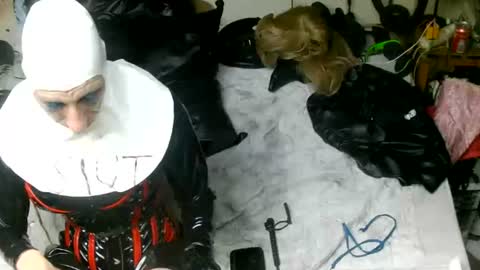 smokeslut365 online show from July 2026 08:33:02 PM