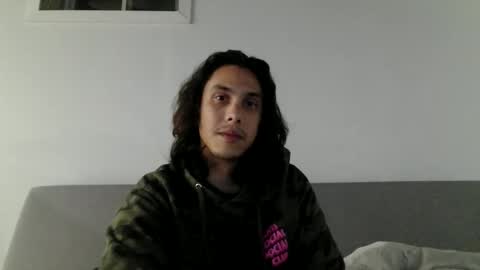 Snapshot of smokestar1991 chatting on January 2025 10:44:02 PM SmokeStar online show from January 2025 10:44:02 PM