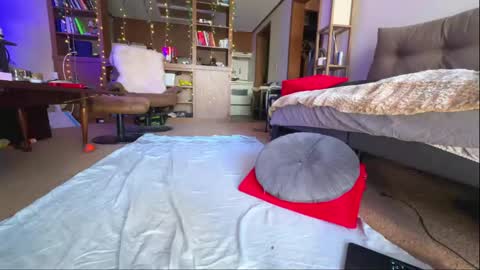 Carolina online show from March 2025 09:13:02 PM