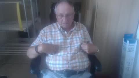 Snapshot of smoothmutton chatting on June 2026 02:06:01 PM smoothmutton online show from June 2026 02:06:01 PM