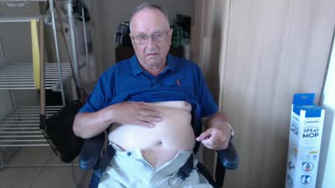Snapshot of smoothmutton chatting on July 2026 02:41:02 PM smoothmutton online show from July 2026 02:41:02 PM