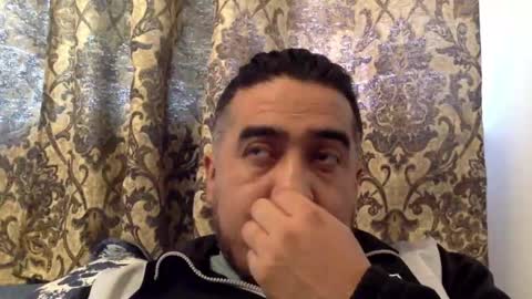 smoothstrik3r online show from February 2026 06:59:02 PM