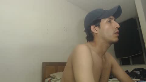Snapshot of snackontime19 chatting on September 2025 06:57:02 AM snackontime19 online show from September 2025 06:57:02 AM