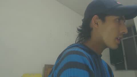 Snapshot of snackontime19 chatting on September 2025 04:18:02 AM snackontime19 online show from September 2025 04:18:02 AM