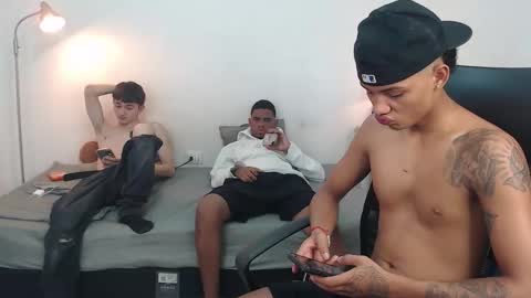 snak_master1 online show from September 2025 05:50:01 PM