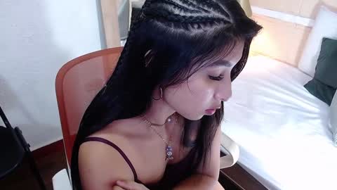 Hellen  online show from January 2025 04:00:02 AM