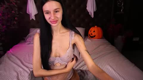 snow_whiteeex online show from November 2025 06:37:02 AM