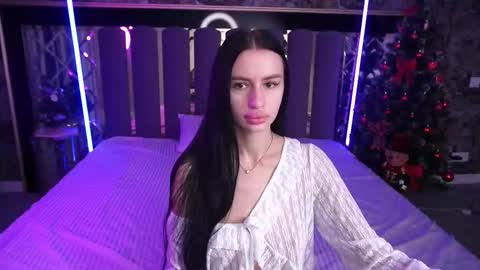 snow_whiteeex online show from January 2026 06:37:02 AM