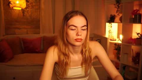 Snapshot of snowbarbieee chatting on December 2024 08:27:01 AM Hanna online show from December 2024 08:27:01 AM