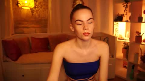 Snapshot of snowbarbieee chatting on December 2024 10:32:02 AM Hanna online show from December 2024 10:32:02 AM