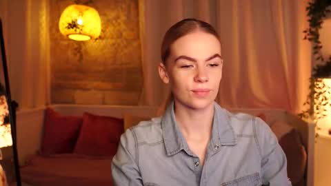 Snapshot of snowbarbieee chatting on September 2025 08:41:02 AM Hanna online show from September 2025 08:41:02 AM