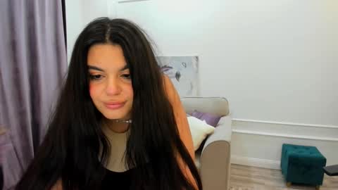 Snapshot of snowingwinter chatting on January 2025 01:53:02 AM snowingwinter online show from January 2025 01:53:02 AM