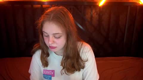 snowwhite_bella online show from October 2025 01:10:02 PM