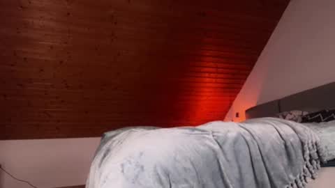 S online show from October 2025 06:47:02 PM