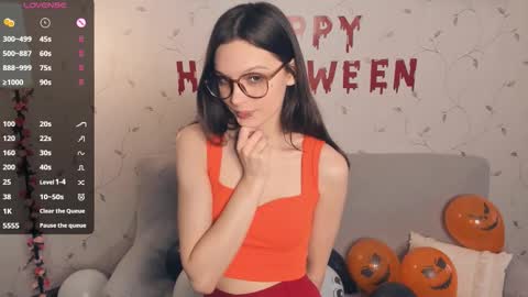 Snapshot of so__sweet chatting on October 2025 08:40:02 AM Alice - Birthday Girl online show from October 2025 08:40:02 AM