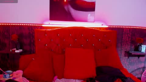 Snapshot of sobigcurvy44 chatting on July 2026 08:14:01 PM leidy online show from July 2026 08:14:01 PM