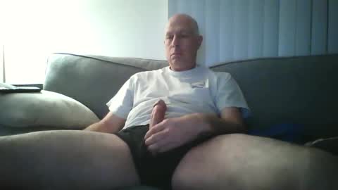 Snapshot of socalfunguy11 chatting on January 2025 07:46:01 AM SoCalFunGuy online show from January 2025 07:46:01 AM