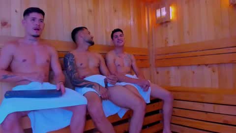 Snapshot of soccer_hot chatting on November 2025 08:42:02 PM SOCCER HOT online show from November 2025 08:42:02 PM