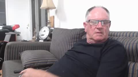 Snapshot of sofar06 chatting on December 2024 11:33:01 AM sofar06 online show from December 2024 11:33:01 AM