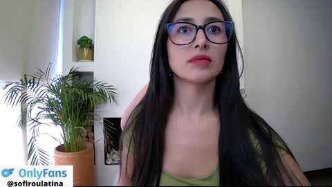 Snapshot of soffi_rousel_ chatting on November 2025 07:03:01 PM soffi_rousel_ online show from November 2025 07:03:01 PM