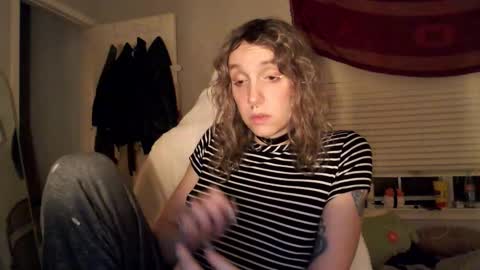 Lilytea online show from November 2025 02:21:02 AM